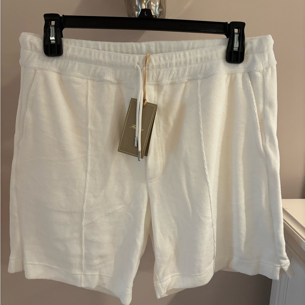 Aurelien Men’s White Leisure Shorts 2.0 - new with tags